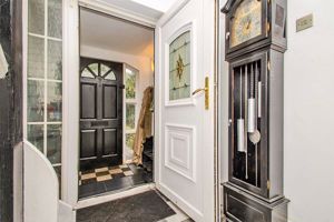 Photo 27- click for photo gallery